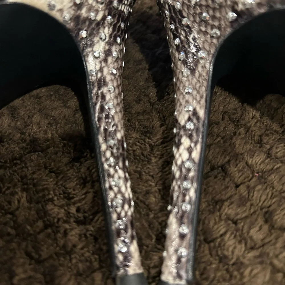 J.Renee Snakeskin Patterned Heels - Picture 6 of 6
